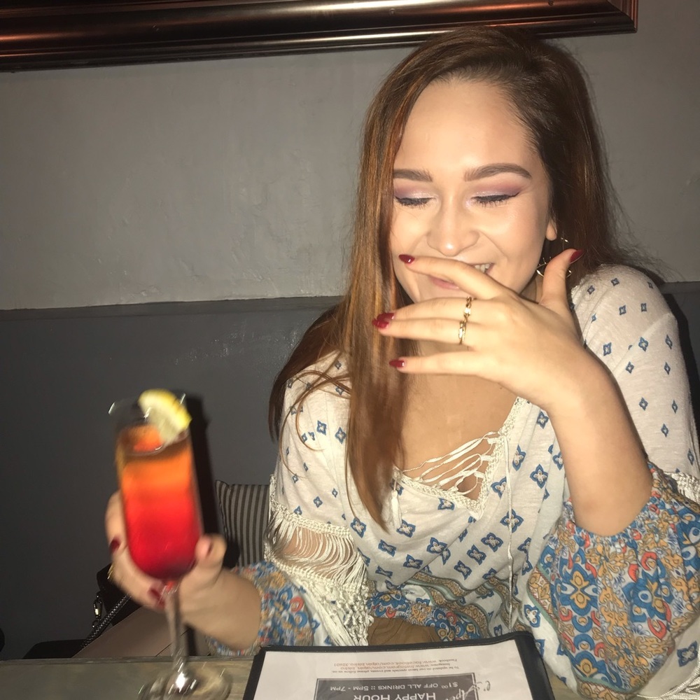 Meet your Posher, Elena